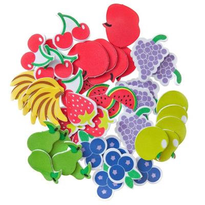 Naklejki z pianki owoce 45szt. Wydawca: Dalprint. SmakLiter.pl Opakowanie Naklejki z pianki owoce 45szt
