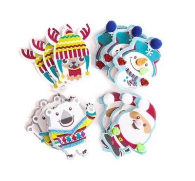 Naklejki z pianki świąteczni przyjaciele 12szt. Wydawca: Dalprint. SmakLiter.pl Opakowanie Naklejki z pianki świąteczni przyjaciele 12szt