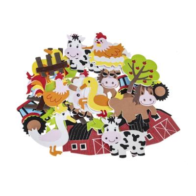 Naklejki z pianki wieś 36szt. Wydawca: Brewis. SmakLiter.pl Opakowanie Naklejki z pianki wieś 36szt