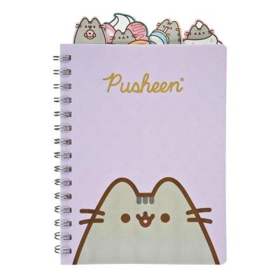 Notatnik A5 na spirali Pusheen ozdobny PUSE0597. Wydawca: UNDERCOVER. SmakLiter.pl Opakowanie Notatnik A5 na spirali Pusheen ozdobny PUSE0597