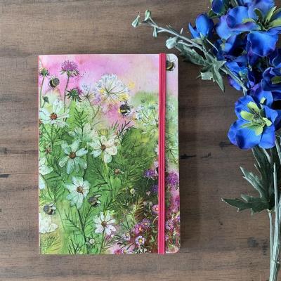 Opakowanie Notatnik z gumką A5 LCN32 Pszczoły latem