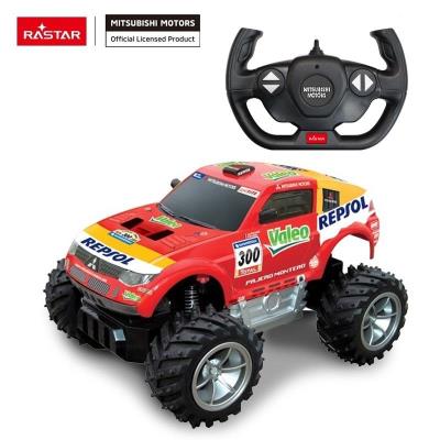 Pajero 1:18. Wydawca: Rastar. SmakLiter.pl Opakowanie Pajero 1:18