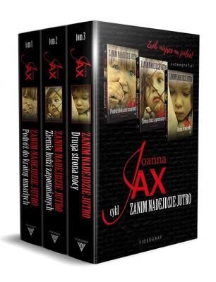 Pakiet Zanim nadejdzie jutro: Druga strona nocy/Ziemia ludzi zapomnianych/Podróż do krainy umarłych. Autor: Joanna Jax. SmakLiter.pl Okładka książki Pakiet Zanim nadejdzie jutro: Druga strona nocy/Ziemia ludzi zapomnianych/Podróż do krainy umarłych