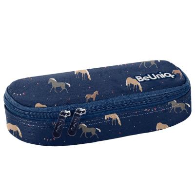 Piórnik owalny Horses BU22HO-013 Paso. Wydawca: Paso. SmakLiter.pl Opakowanie Piórnik owalny Horses BU22HO-013 Paso