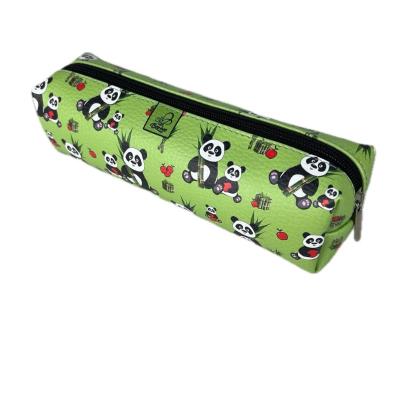 Piórnik prostokąt kostka Pandy i pandziorki. Wydawca: Bee-bee. SmakLiter.pl Opakowanie Piórnik prostokąt kostka Pandy i pandziorki