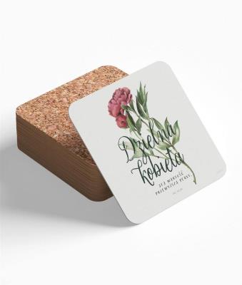 Podstawka korkowa - Dzielna kobieta - kwiat. Wydawca: Szaron. SmakLiter.pl Opakowanie Podstawka korkowa - Dzielna kobieta - kwiat