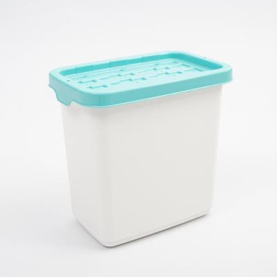 Pojemnik 9L. Wydawca: Doloni. SmakLiter.pl Opakowanie Pojemnik 9L