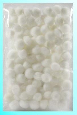 Opakowanie Pompony białe 10mm 100szt