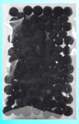 Opakowanie Pompony czarne 10mm 100szt