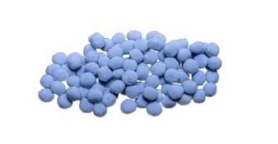 Pompony szare 10mm 100szt. Wydawca: Brewis. SmakLiter.pl Opakowanie Pompony szare 10mm 100szt