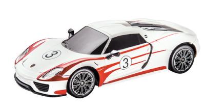 Porsche 918 Spider 1:24. Wydawca: Playme. SmakLiter.pl Opakowanie Porsche 918 Spider 1:24