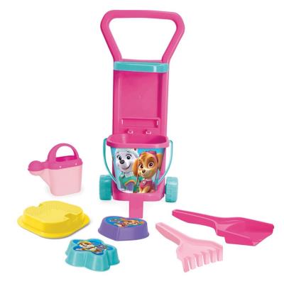 Psi Patrol Wózek z kompletem do piasku 8el różowy. Wydawca: Wader. SmakLiter.pl Opakowanie Psi Patrol Wózek z kompletem do piasku 8el różowy