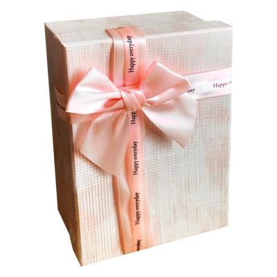 Opakowanie Pudełko kartonowe ozdobne 19x12x6,5cm 110377691