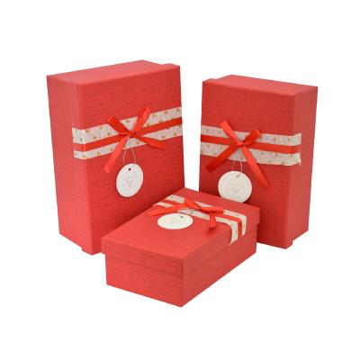 Opakowanie Pudełko kartonowe ozdobne na prezenty 19x12x6,5 cm  110310311