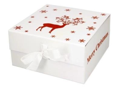 Pudełko magnetyczne 19x19x9cm renifer. Wydawca: incood.. SmakLiter.pl Opakowanie Pudełko magnetyczne 19x19x9cm renifer
