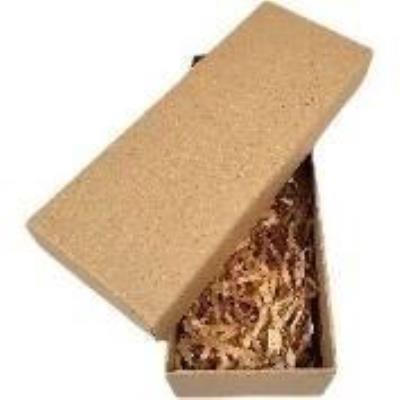 Pudełko prezentowe kraft beżowe 20x8x5,5cm. Wydawca: Ziemia Obiecana. SmakLiter.pl Opakowanie Pudełko prezentowe kraft beżowe 20x8x5,5cm