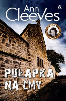 Pułapka na ćmy. Autor: Cleeves Ann. SmakLiter.pl Okładka książki Pułapka na ćmy