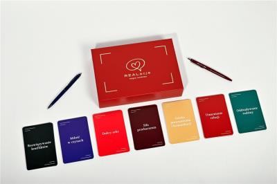 Opakowanie REALacje - magia rozmowy - karty dla par