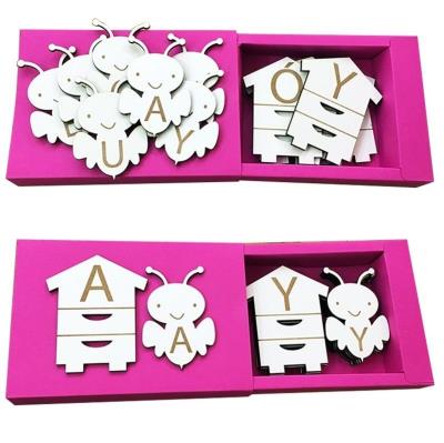 Opakowanie Samogłoski - pszczółki i ule (duże litery)