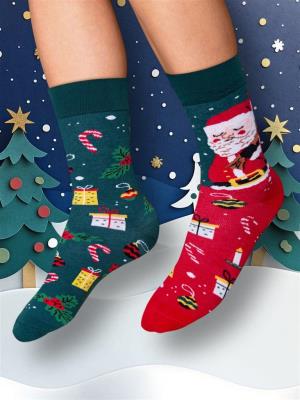 Skarpety Mikołaj 41-46. Wydawca: Nadwyraz. SmakLiter.pl Opakowanie Skarpety Mikołaj 41-46