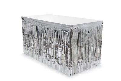 Opakowanie Skirting foliowy z frędzlami srebrny 300x80cm