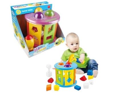 Sorter z młotkiem i dźwiękiem. Wydawca: Icom. SmakLiter.pl Opakowanie Sorter z młotkiem i dźwiękiem