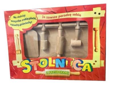 Stolnica z przyborami. Wydawca: MALIMAS. SmakLiter.pl Opakowanie Stolnica z przyborami