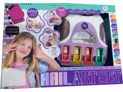 Opakowanie Studio paznokci z suszarką do paznokci