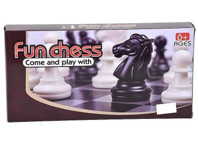 Szachy. Wydawca: ADAR. SmakLiter.pl Opakowanie Szachy