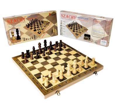 Szachy drewniane królewskie 39,5x39,5cm. Wydawca: W&K. SmakLiter.pl Opakowanie Szachy drewniane królewskie 39,5x39,5cm