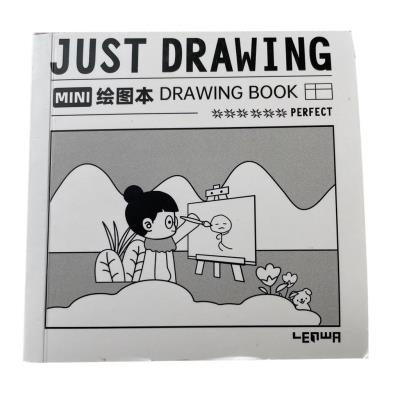 Opakowanie Szkicownik 100x100/80K Dziewczynka w górach