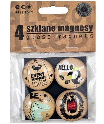 Szklane magnesy z kolorowym nadrukiem 4szt. Wydawca: Ziemia Obiecana. SmakLiter.pl Opakowanie Szklane magnesy z kolorowym nadrukiem 4szt