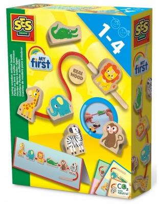 Sznurowanie drewnianych zwierzątek. Wydawca: SES NL. SmakLiter.pl Opakowanie Sznurowanie drewnianych zwierzątek