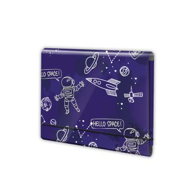 Opakowanie Teczka A5 na gumkę łamana Penmate kosmos 0108