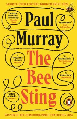 The Bee Sting. Autor: Murray Paul. SmakLiter.pl Okładka książki The Bee Sting
