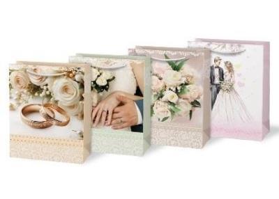 Torebka na prezent T 180x230x100. Wydawca: MFP. SmakLiter.pl Opakowanie Torebka na prezent T 180x230x100