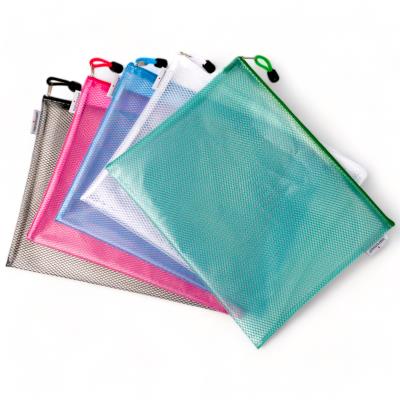 Torebka na zamek A4 Mesh EVA paczka 5 szt. mix. Wydawca: Narcissus. SmakLiter.pl Opakowanie Torebka na zamek A4 Mesh EVA paczka 5 szt. mix