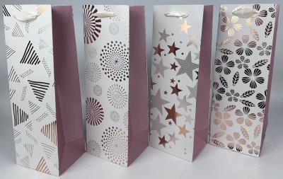 Torebka prezentowa na butelkę MIX. Wydawca: Kalpol. SmakLiter.pl Opakowanie Torebka prezentowa na butelkę MIX