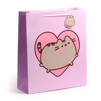 Torebka z sercem duża. Wydawca: Pusheen. SmakLiter.pl Opakowanie Torebka z sercem duża