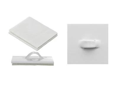 Opakowanie Uchwyty samoprzylepne z oczkiem 100szt