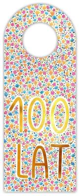 Zawieszka na butelkę - 100 lat kwiaty. Wydawca: Henry. SmakLiter.pl Opakowanie Zawieszka na butelkę - 100 lat kwiaty