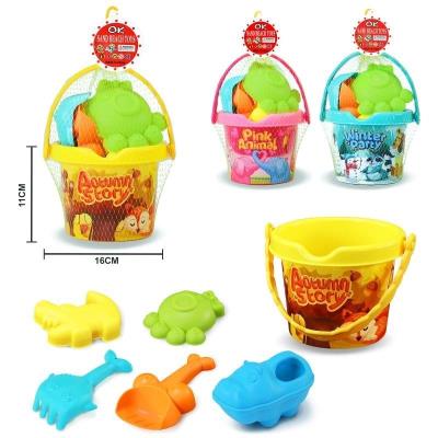 Opakowanie Zestaw do piasku wiaderko + foremki MIX