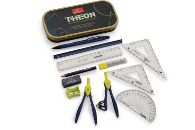Zestaw geometryczny Theon 9el. Wydawca: Radius. SmakLiter.pl Opakowanie Zestaw geometryczny Theon 9el