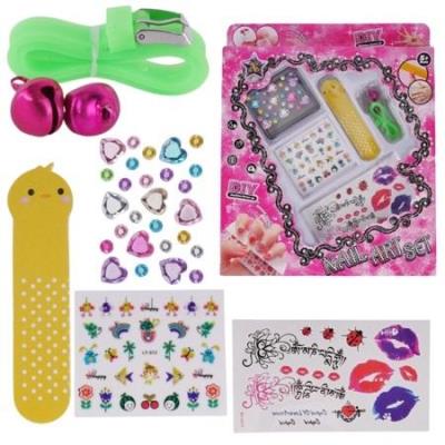 Zestaw koralików. Wydawca: Maksik. SmakLiter.pl Opakowanie Zestaw koralików