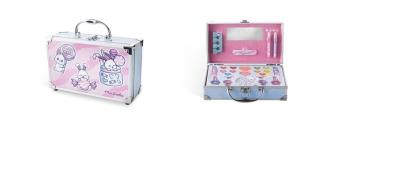 Opakowanie Zestaw kosmetyków w walizce