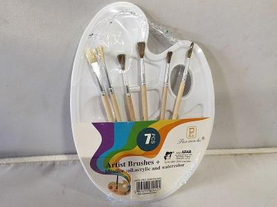 Zestaw pędzelków z paletą 7el. Wydawca: ADAR. SmakLiter.pl Opakowanie Zestaw pędzelków z paletą 7el