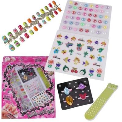 Zestaw piękności. Wydawca: Maksik. SmakLiter.pl Opakowanie Zestaw piękności