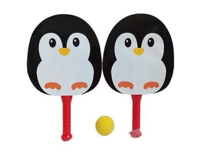 Zestaw rakietek piankowych Pingwin z piłeczką. Wydawca: ADAR. SmakLiter.pl Opakowanie Zestaw rakietek piankowych Pingwin z piłeczką