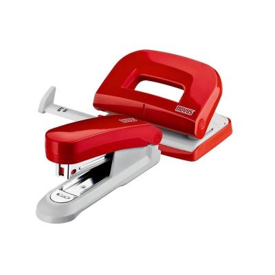 Zestaw zszywacz E15 + dziurkacz E210 czerwony. Wydawca: NOVUS. SmakLiter.pl Opakowanie Zestaw zszywacz E15 + dziurkacz E210 czerwony