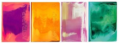 Zeszyt A5/60K kratka Holographic 1szt ASTRA. Wydawca: ASTRA papiernicze. SmakLiter.pl Opakowanie Zeszyt A5/60K kratka Holographic 1szt ASTRA